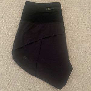Lululemon Speed Up 4" shorts size 2